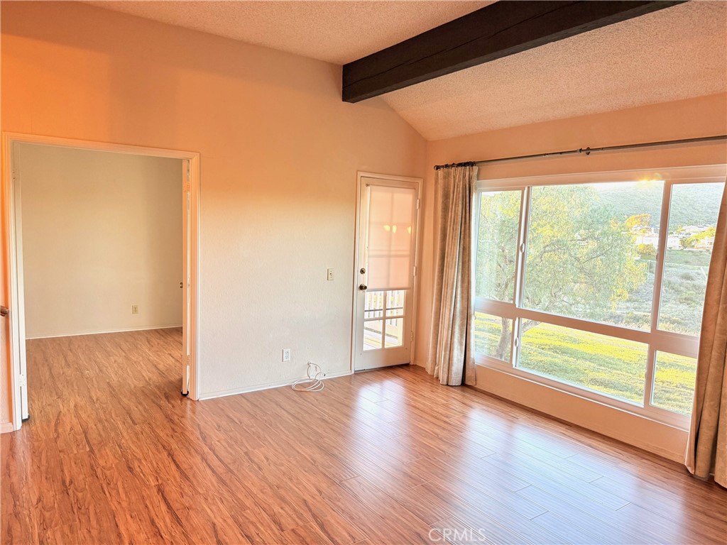 MLS #OC25274797 image #5