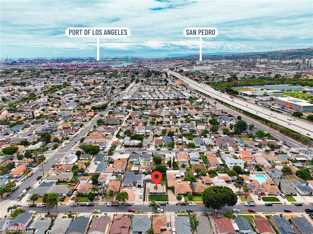 https://media.crmls.org/medias/c69a2b30-7b8d-4021-86a9-fe61b7d09974.jpg?preset=X-Large