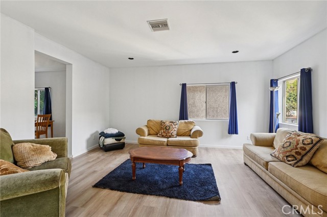 Detail Gallery Image 3 of 30 For 3728 Borel St, Los Angeles,  CA 90031 - 3 Beds | 2 Baths