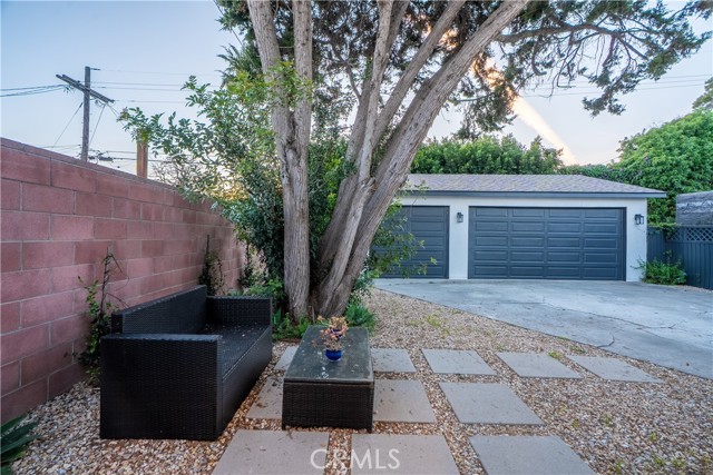 Detail Gallery Image 29 of 38 For 6325 Long St, Los Angeles,  CA 90043 - 3 Beds | 2 Baths