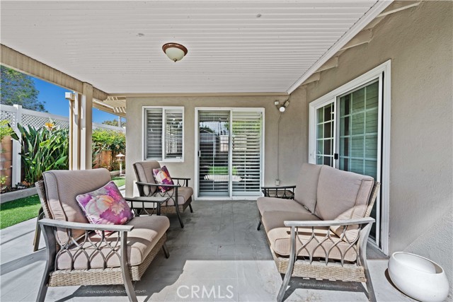 Detail Gallery Image 15 of 41 For 2102 N Eastwood Ave, Santa Ana,  CA 92705 - 3 Beds | 2 Baths