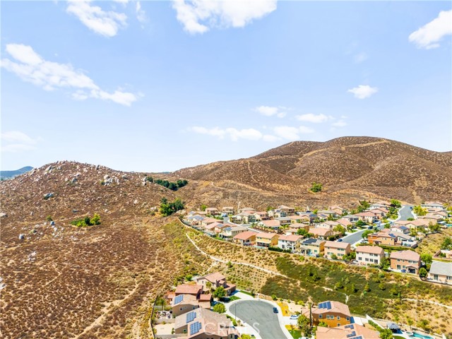 36432 Chervil Court, Lake Elsinore CA: https://media.crmls.org/medias/c69bd573-5298-4840-b2ee-8b5d25a2d916.jpg