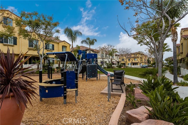 Detail Gallery Image 29 of 39 For 1615 Osprey Ave #2,  Chula Vista,  CA 91913 - 4 Beds | 3/1 Baths