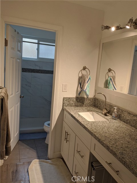 Detail Gallery Image 6 of 11 For 1010 W Macarthur Bld #147,  Santa Ana,  CA 92707 - 1 Beds | 1 Baths