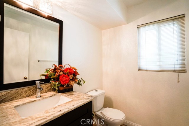 Detail Gallery Image 15 of 27 For 1353 Crestmont Dr, Diamond Bar,  CA 91765 - 4 Beds | 2/1 Baths