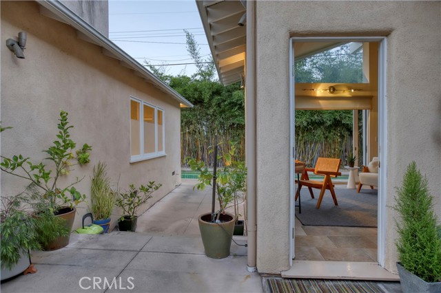 Detail Gallery Image 27 of 35 For 1624 Santa Barbara Ave, Glendale,  CA 91208 - 4 Beds | 3 Baths