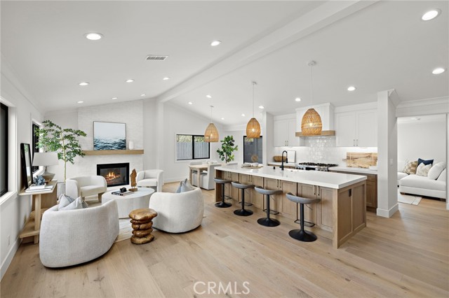 Detail Gallery Image 12 of 37 For 939 Congress St, Costa Mesa,  CA 92627 - 4 Beds | 2 Baths