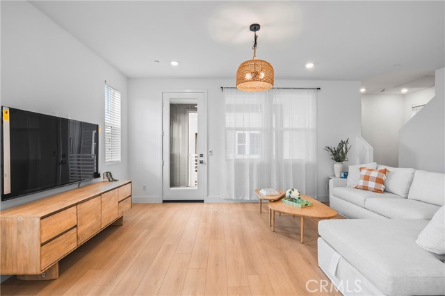 Detail Gallery Image 13 of 74 For 1291 Windmill Road, Rancho Mission Viejo,  CA 92694 - 4 Beds | 3/1 Baths
