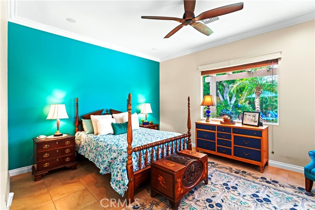 79 Sedona Court, Palm Desert CA: https://media.crmls.org/medias/c69f5227-6f5d-4400-8383-8a09abd4ac73.jpg