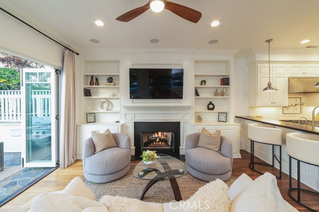 Detail Gallery Image 9 of 38 For 700 Acacia Ave a,  Corona Del Mar,  CA 92625 - 3 Beds | 3/1 Baths