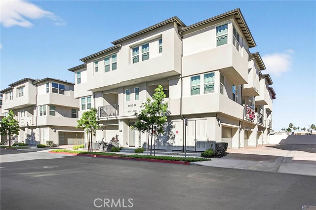 1615 W Bushell Street, Anaheim CA: https://media.crmls.org/medias/c69f7564-2d53-4df7-a6f5-5d52e4431e80.jpg