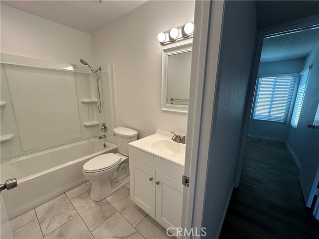 Detail Gallery Image 21 of 25 For 3618 1/2 Newton St, Torrance,  CA 90505 - 3 Beds | 2/1 Baths