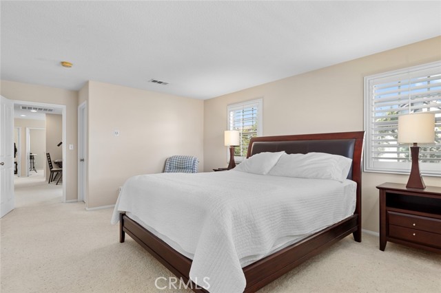 Detail Gallery Image 5 of 61 For 332 Sagehen Ct, Corona,  CA 92878 - 4 Beds | 2/1 Baths