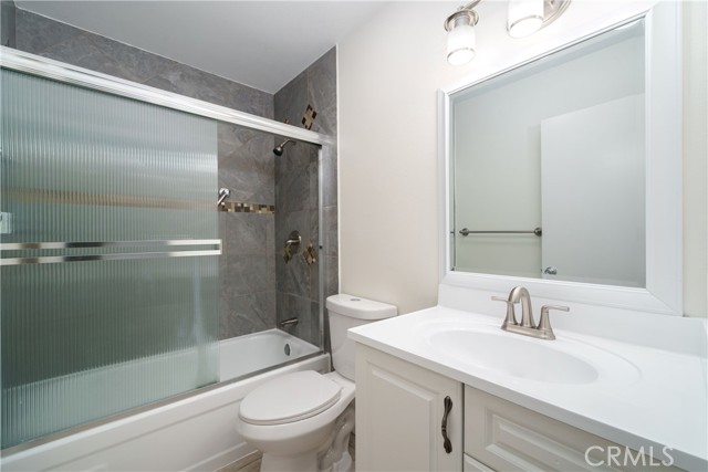 3701 S Ross Street, Santa Ana CA: https://media.crmls.org/medias/c69f9f40-6190-49c1-a24e-0a33d129d7b6.jpg