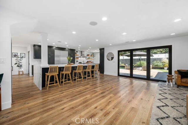 Image 32 of 75 For 3116 Armourdale Avenue