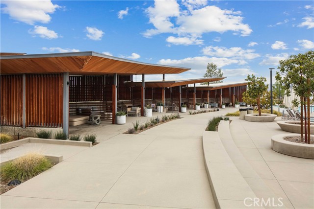 Detail Gallery Image 24 of 28 For 26957 Winding Trail Ct, Valencia,  CA 91381 - 3 Beds | 2 Baths