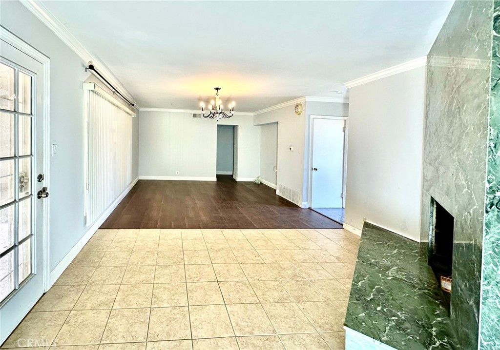 MLS #WS25248602 image #2