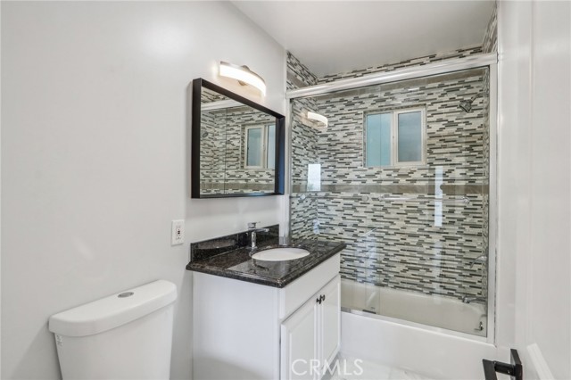 Detail Gallery Image 25 of 56 For 3600 Multiview Dr, Los Angeles,  CA 90068 - 3 Beds | 2 Baths