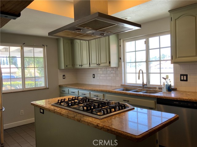 Detail Gallery Image 7 of 34 For 19530 Arcadia St, Corona,  CA 92881 - 3 Beds | 2 Baths