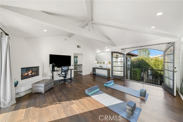 Detail Gallery Image 47 of 66 For 2301 Pacific Dr, Corona Del Mar,  CA 92625 - 4 Beds | 3/1 Baths