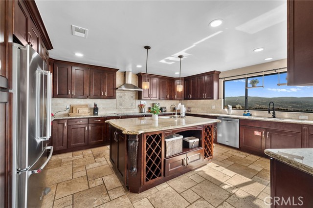 38225 Camino Sierra Road, Temecula CA: https://media.crmls.org/medias/c6a3b628-3c6c-49ee-9b05-d0c9253876c7.jpg