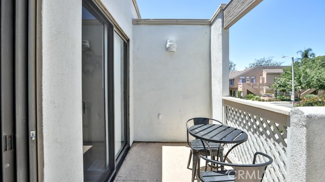 5739 E Stillwater Avenue, Orange CA: https://media.crmls.org/medias/c6a53753-2e73-4ab0-8416-a2140580a433.jpg