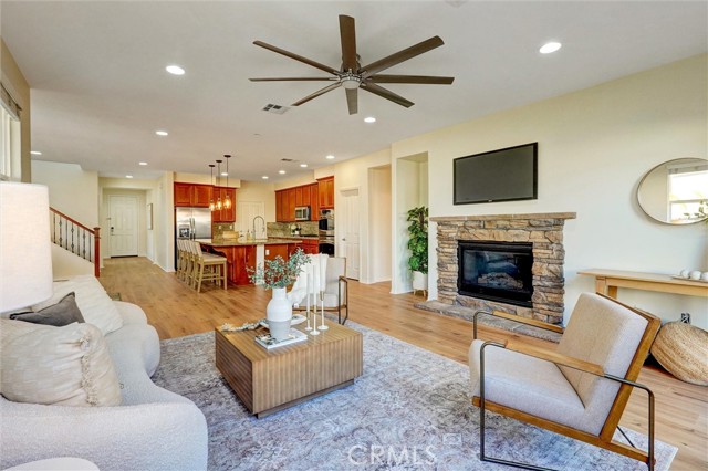 Detail Gallery Image 19 of 44 For 24509 Rosette Ln, Valencia,  CA 91354 - 5 Beds | 3 Baths