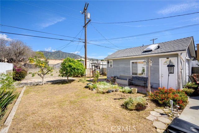 743 Omar Street photo 3