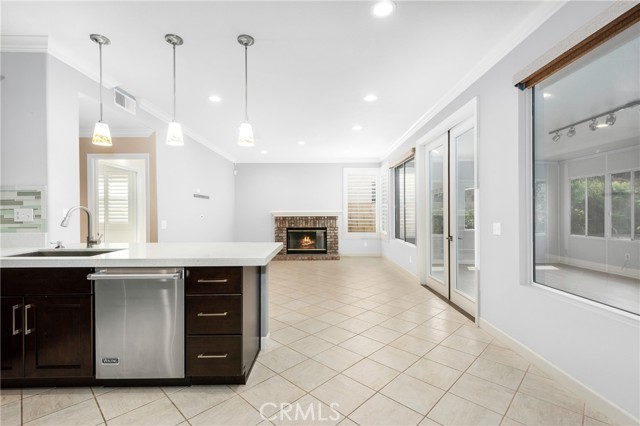 Detail Gallery Image 14 of 37 For 6772 Halifax Dr, Huntington Beach,  CA 92647 - 4 Beds | 3 Baths