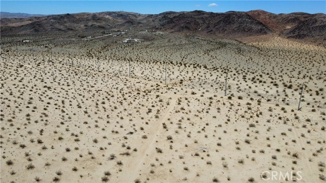 Detail Gallery Image 16 of 28 For 68750 Amboy Rd, Twentynine Palms,  CA 92277 - – Beds | – Baths