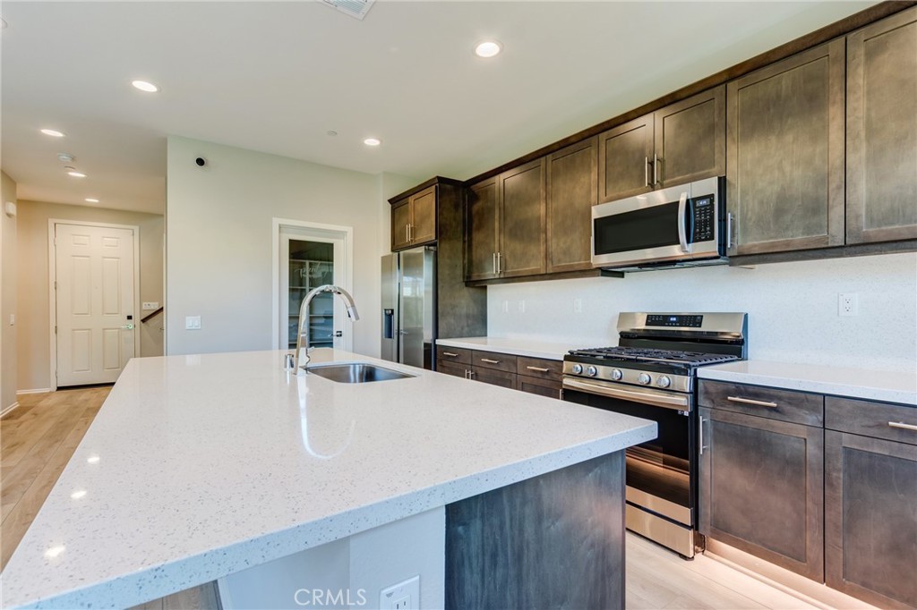 MLS #CV25117852 image #18