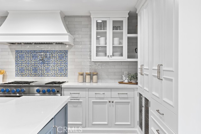 836 Via Alameda, San Dimas CA: https://media.crmls.org/medias/c6a8b966-a47c-4f52-b421-881959c7a6b1.jpg