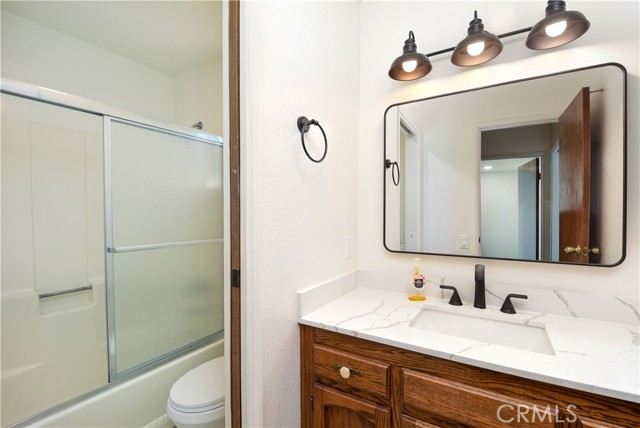 Detail Gallery Image 10 of 16 For 911 W 10th, Corona,  CA 92882 - 3 Beds | 1 Baths