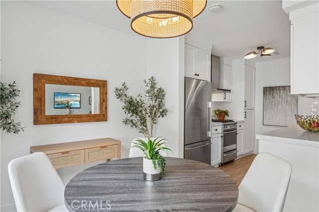 1741 5B Tustin Avenue, Costa Mesa CA: https://media.crmls.org/medias/c6ab1b94-8a2b-4f24-926c-f51ea02127ca.jpg