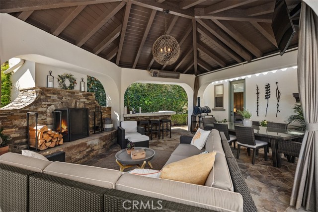15 Long View Road, Coto de Caza CA: https://media.crmls.org/medias/c6abb27f-90cd-4835-99bf-f7fdd4e263ee.jpg