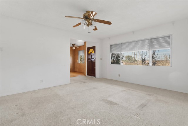 15539 Topango Rd., Victorville CA: https://media.crmls.org/medias/c6ac1a45-b5b1-4cdc-9ac5-22336051a8e4.jpg