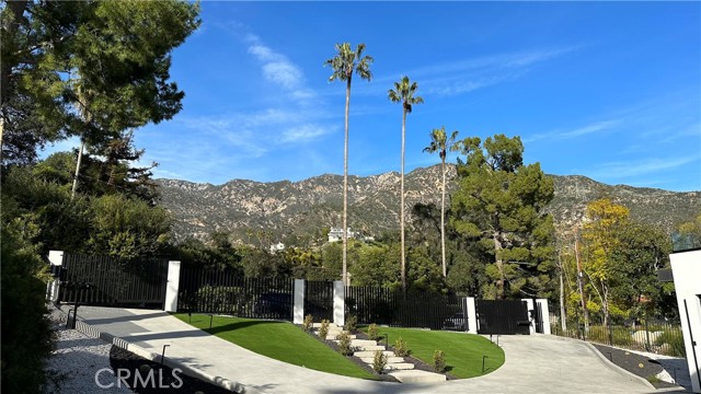 1400 E Palm Street, Altadena CA: https://media.crmls.org/medias/c6acb315-8761-4220-9e31-2a6a53fb8c30.jpg