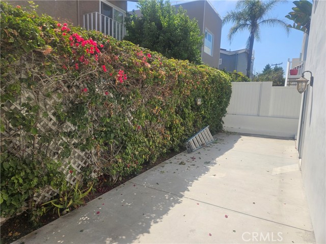 2426 Silverstrand Avenue, Hermosa Beach CA: https://media.crmls.org/medias/c6ad7031-e033-48c7-a8d5-5a29c414c7e6.jpg