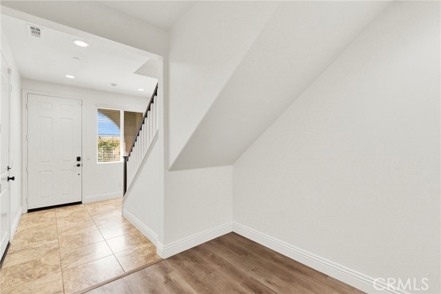 Detail Gallery Image 3 of 40 For 31 Sevilla, Rancho Santa Margarita,  CA 92688 - 3 Beds | 2/1 Baths