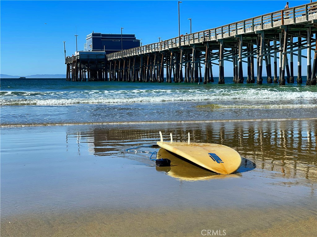 https://media.crmls.org/medias/c6ae7530-351f-4231-908f-91f869d3e27f.jpg?preset=X-Large