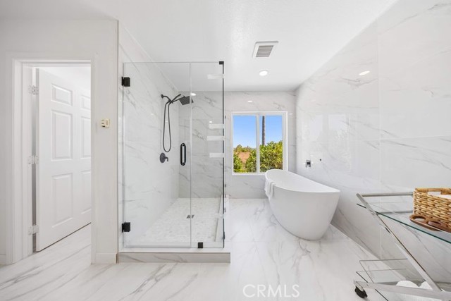 22982 Cecelia, Mission Viejo CA: https://media.crmls.org/medias/c6aeb107-793b-4629-9f1d-b280eb9285c8.jpg