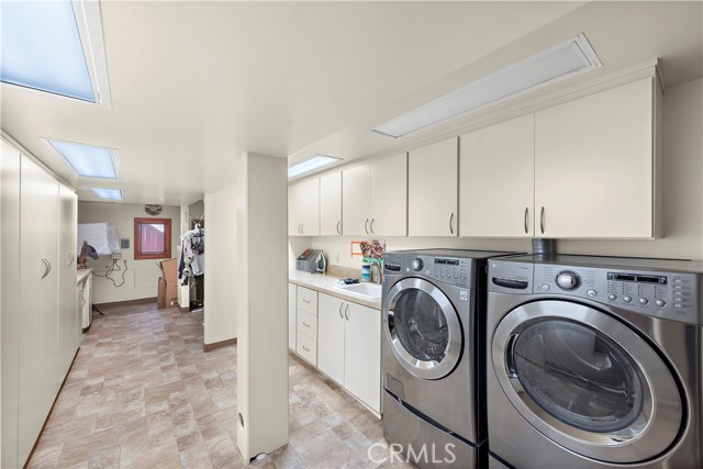 Detail Gallery Image 36 of 39 For 612 Allview Pl, Laguna Beach,  CA 92651 - 3 Beds | 3/1 Baths