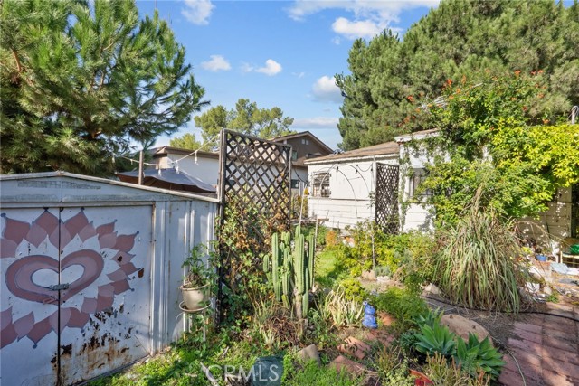 Detail Gallery Image 14 of 20 For 11144 Lorne Street, Sun Valley,  CA 91352 - 3 Beds | 2 Baths