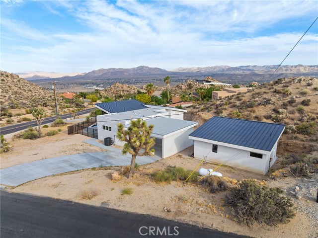 6218 Farrelo Road, Yucca Valley CA: https://media.crmls.org/medias/c6b048e9-77b5-48cc-bc7b-fd31618b84ec.jpg