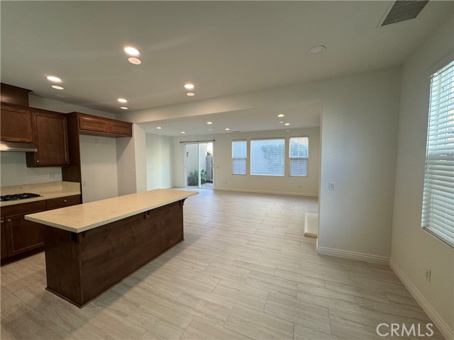 Detail Gallery Image 6 of 32 For 12 Somerset Ct, Laguna Niguel,  CA 92677 - 4 Beds | 3/1 Baths