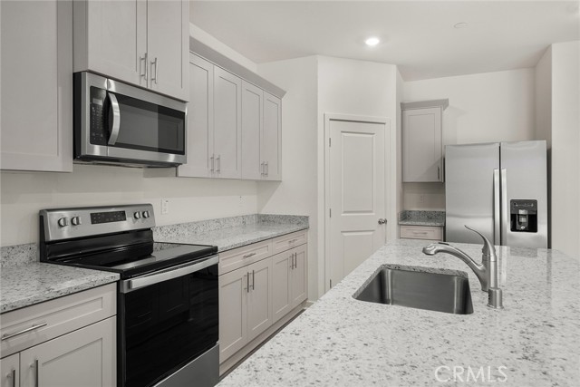 Image 6 of 11 For 887 Longhorn Drive