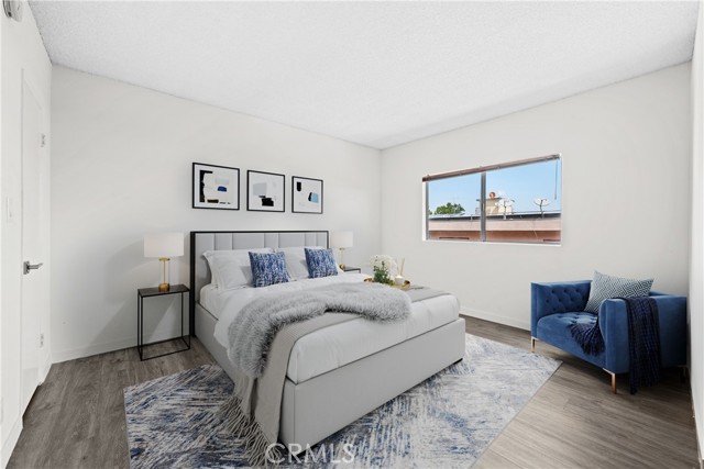 Detail Gallery Image 5 of 22 For 5403 Newcastle Ave #43,  Encino,  CA 91316 - 2 Beds | 2 Baths