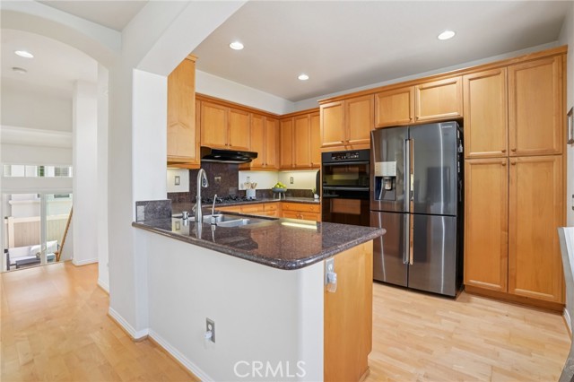 Detail Gallery Image 14 of 50 For 2889 Plaza Del Amo #405,  Torrance,  CA 90503 - 3 Beds | 2/1 Baths