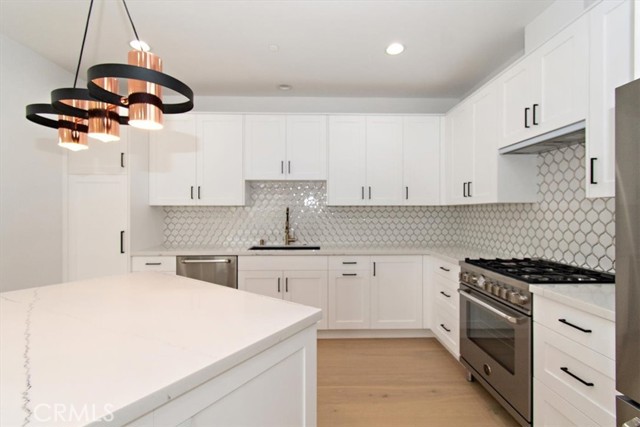 2406 Mathews Avenue, Redondo Beach, California 90278, 4 Bedrooms Bedrooms, ,3 BathroomsBathrooms,Residential,Sold,Mathews,SB21216620