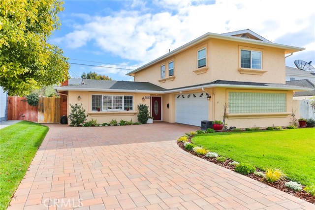 408 Faye Lane, Redondo Beach, California 90277, 4 Bedrooms Bedrooms, ,3 BathroomsBathrooms,Residential,Sold,Faye,SB17014595